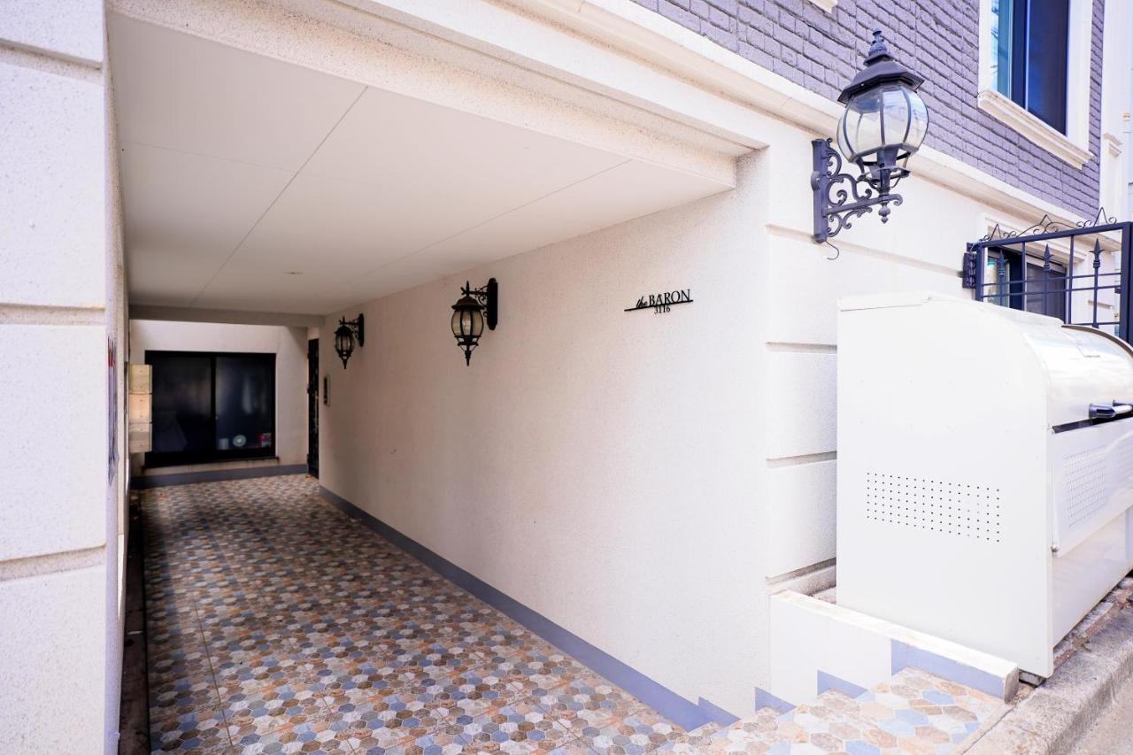 The Baron西新宿303セルフコーヒー付き Apartamento *